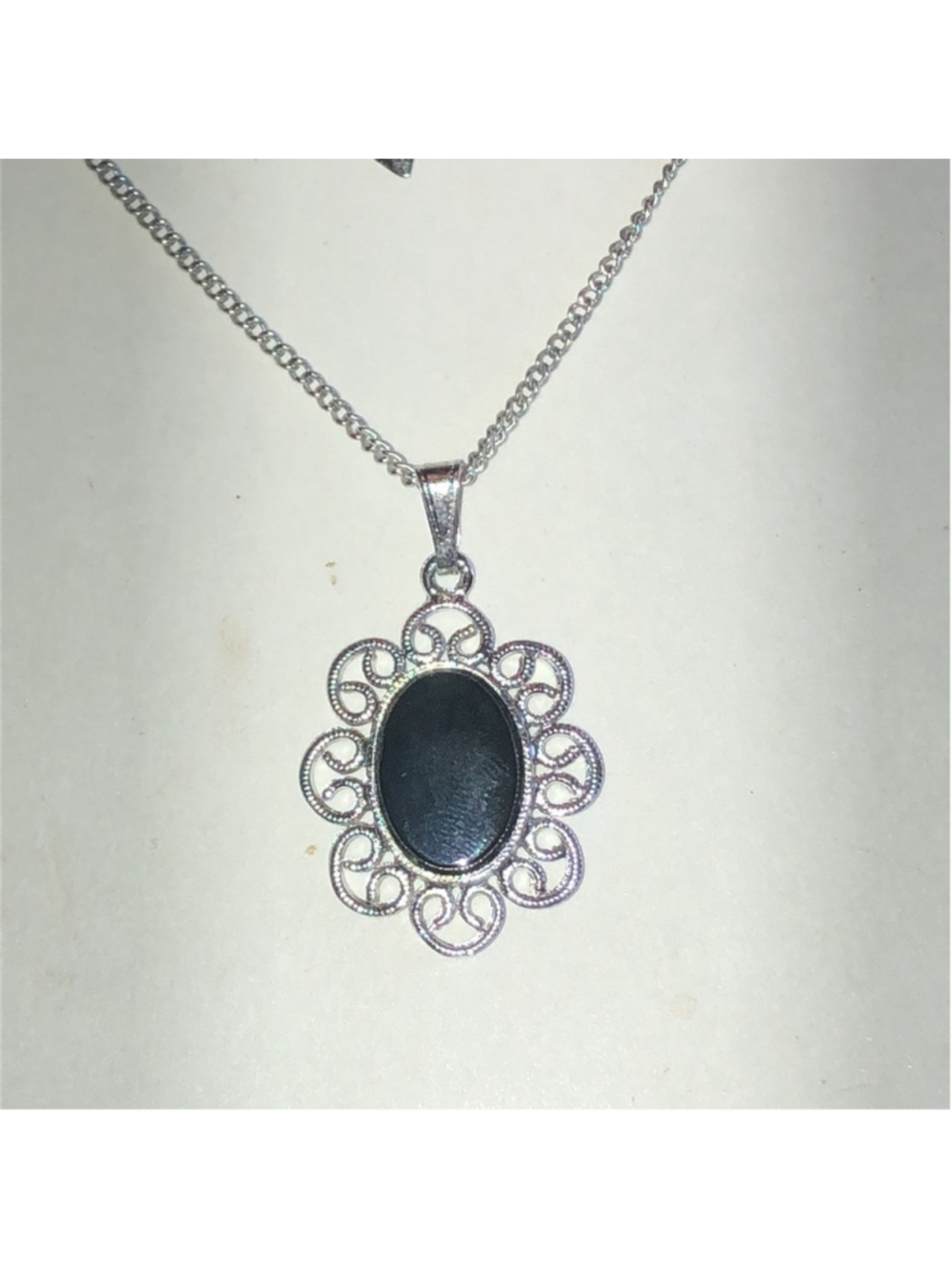 Sarah Coventry Silver Tone Black Stone Pendant Necklace